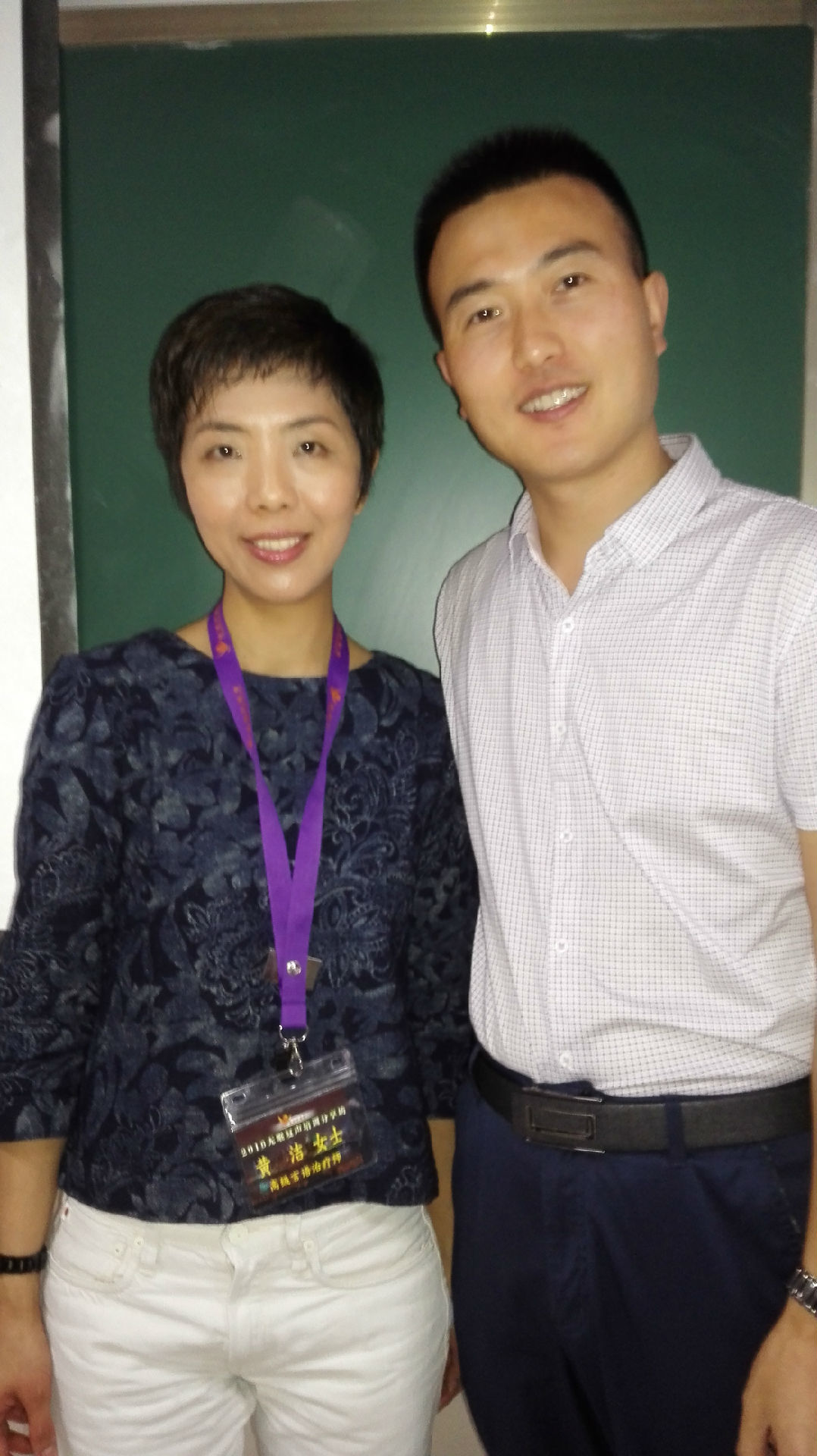 声音嘶哑、声带息肉、声带小结该保守治疗还是