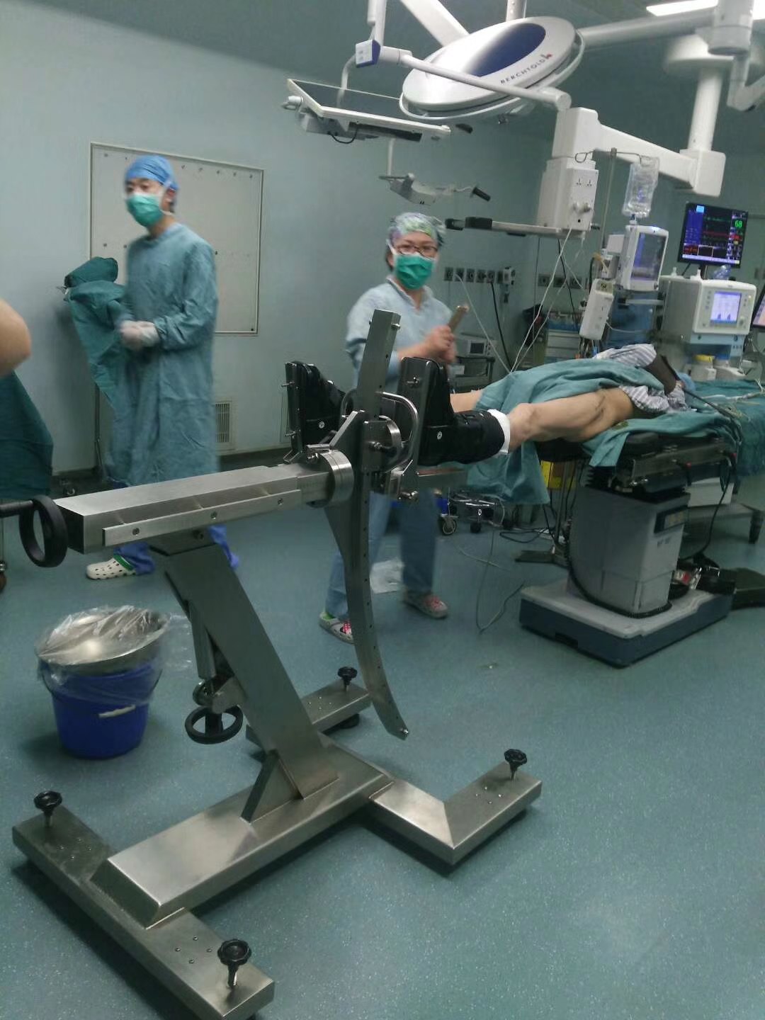 媒体报道微创前路置换季氏DAA支架