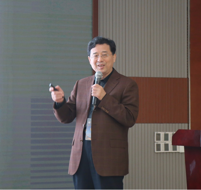 北京协和医院男科《中华男科学杂志》副主编李宏军教授作"男科疾病