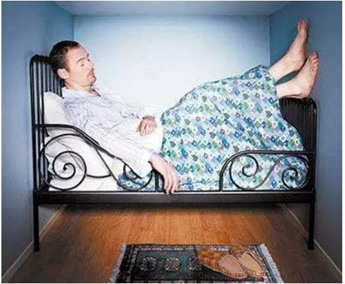 靠墙睡觉易患关节炎 - 好大夫在线