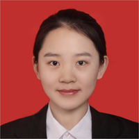 李君