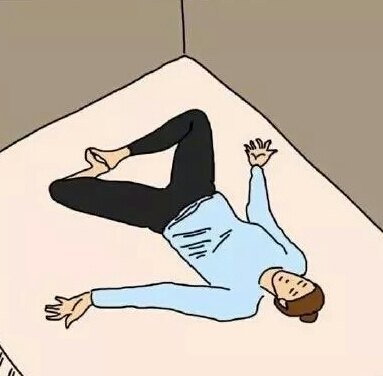 实用睡前脊柱拉伸操,缓解一天的颈肩腰背痛