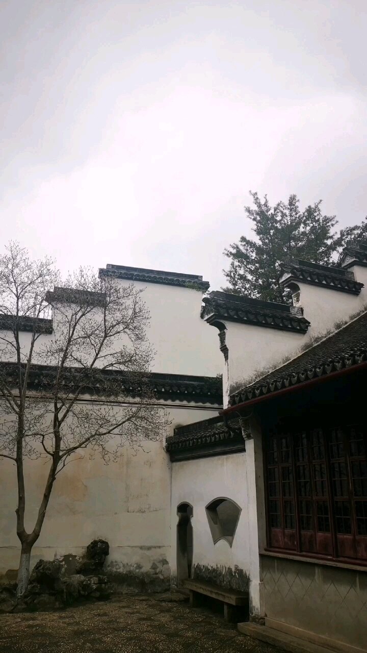 默认图片