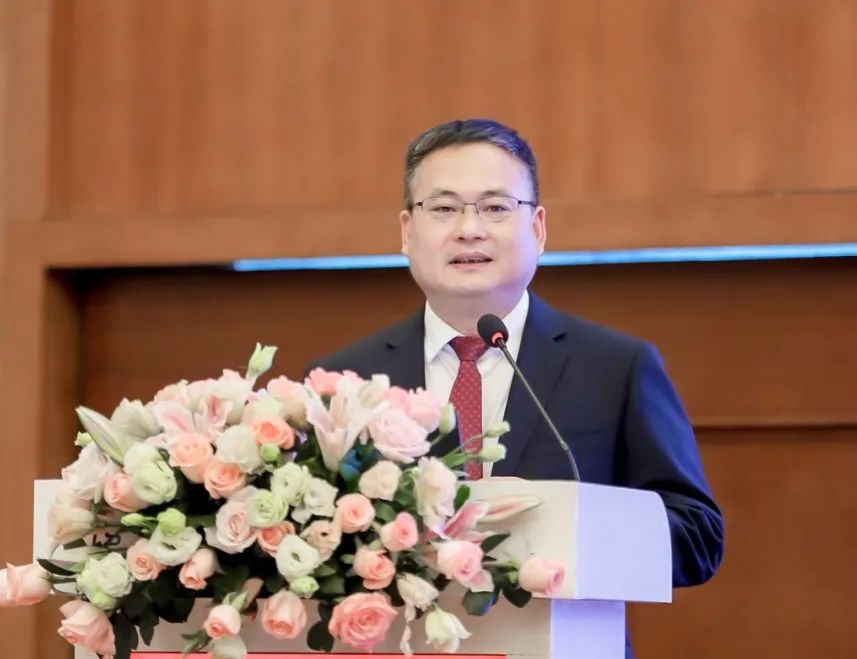 徐全作当选表态发言.