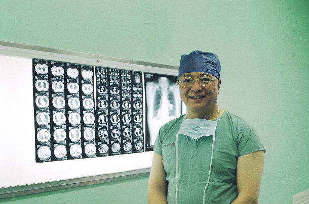 盛名传医坛 桃李满天下——记贴心医生丁嘉安教授