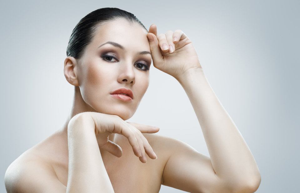 怎样可以祛斑美白 yIYBAFyyphiADHGhAAEt-at-aSc537.jpg?_ms_=ffb0