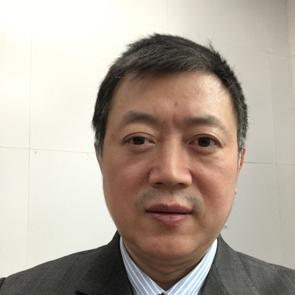 【余克明】中山大学中山眼科中心激光近视眼治