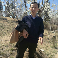 李秋伟