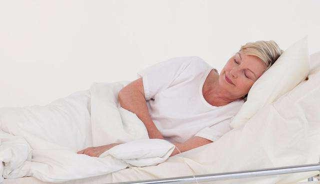 卧床休息也有大讲究!——送给腰椎间盘突出症患者和腰椎不好的人