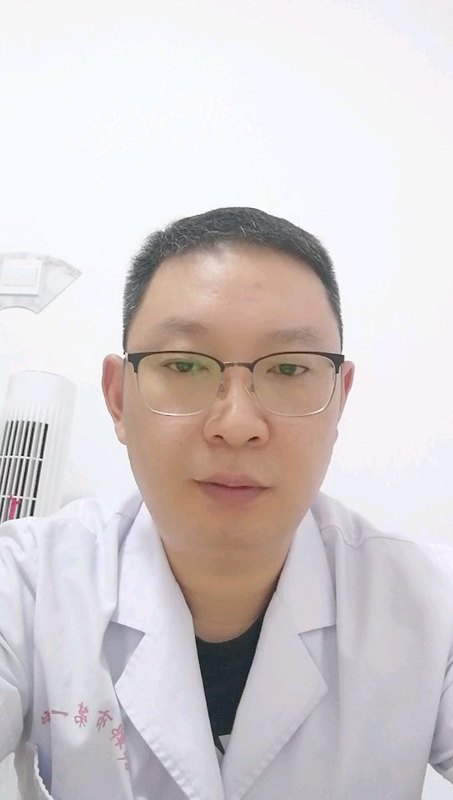 小儿脐疝的治疗方法及手术时机。