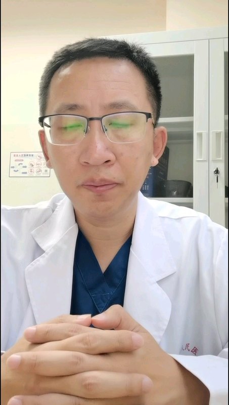 髋关节置换应该选择哪种材料的假体