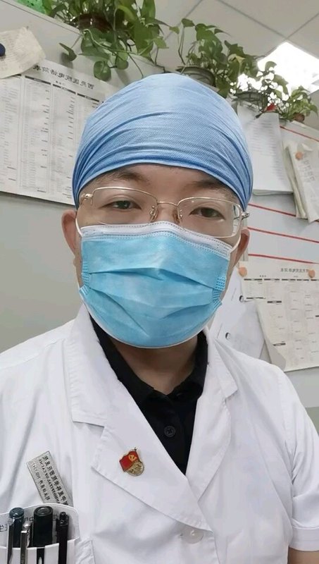 再生障碍性贫血：50多岁，30多年病史，血象一直低，血小板1千，血红蛋白4克，中药联合雄激素治疗有效