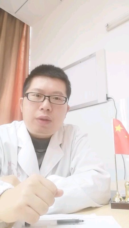 为什么躺下和起来瞬间会眩晕天旋地转？